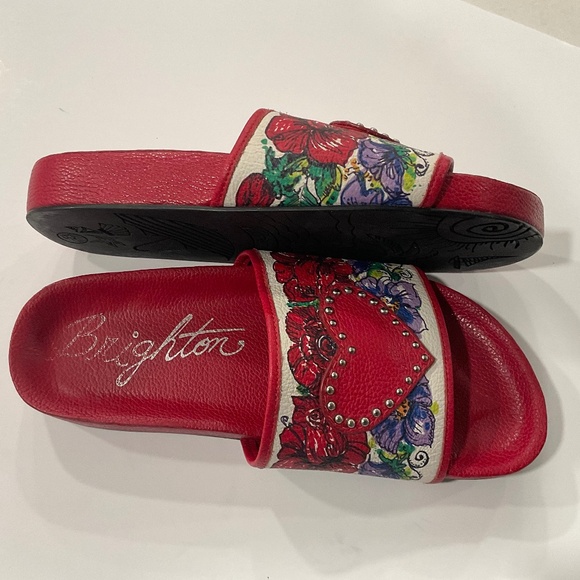 BRIGHTON Red Heart Floral Leather Slides Size 6 - Picture 3 of 6